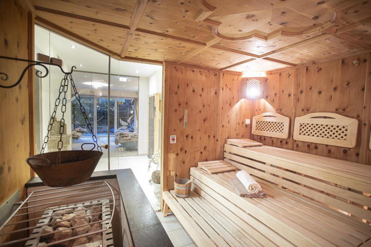 Alphaus Aparthotel