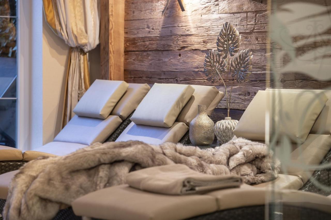 Alphaus Aparthotel 4*